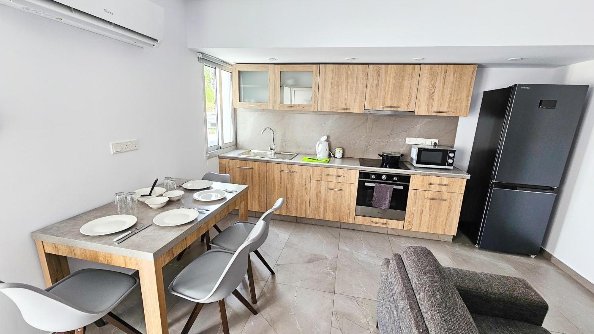 Eviathe Apartments Larnaca Extérieur photo